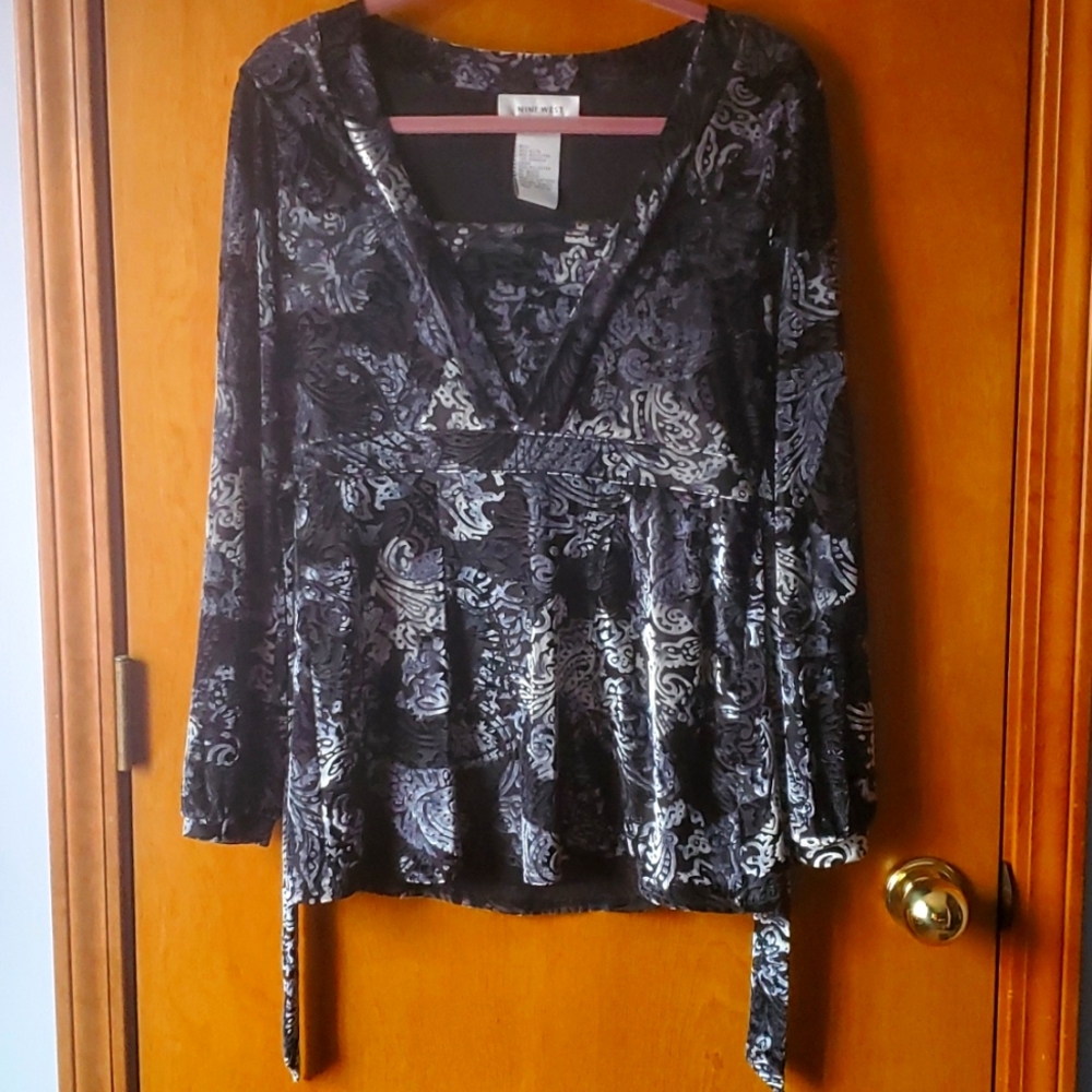 Nine West velour/crushed velvet top size S